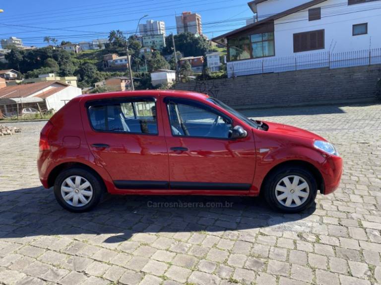 RENAULT - SANDERO - 2009/2009 - Vermelha - R$ 22.900,00